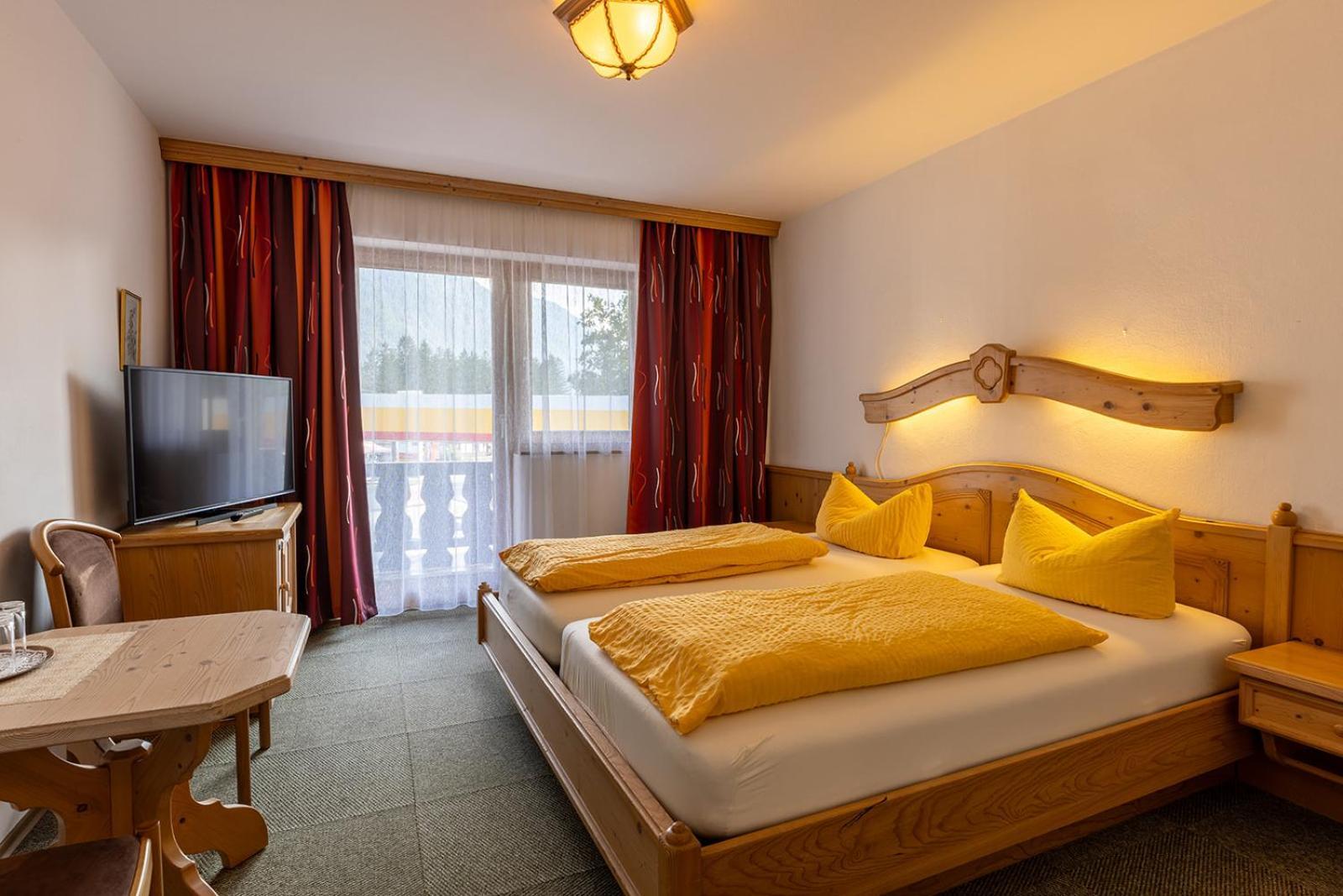 Hotel Alpenhof Oberau  Esterno foto