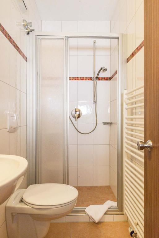 Hotel Alpenhof Oberau  Esterno foto